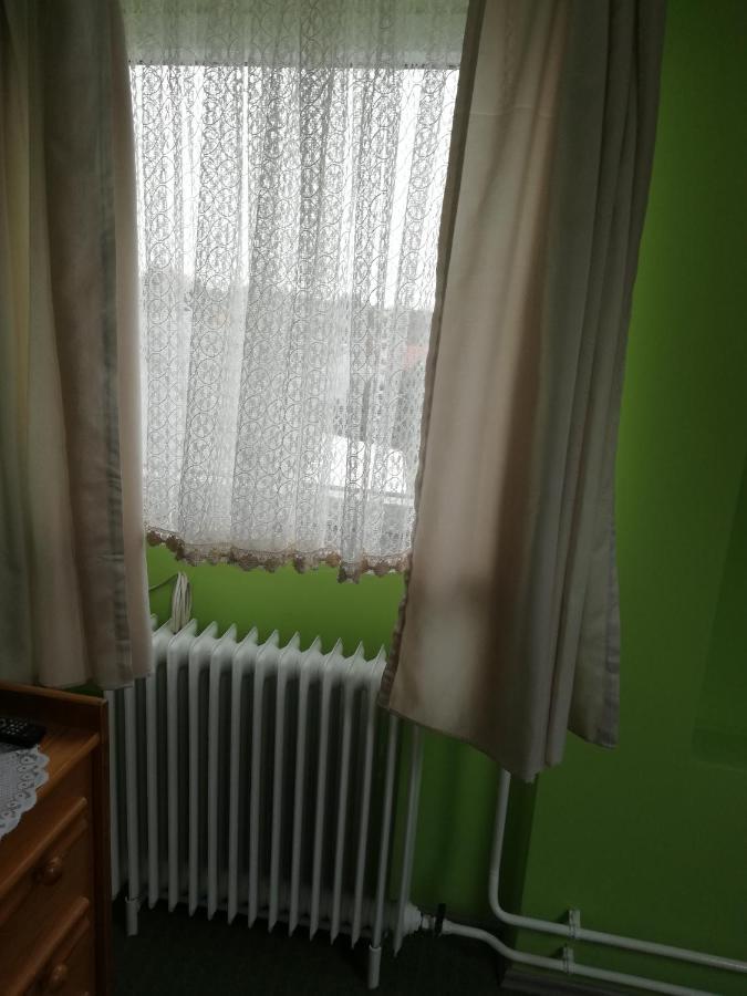 מלון קסזטלי Grill Garten Vendeghaz מראה חיצוני תמונה